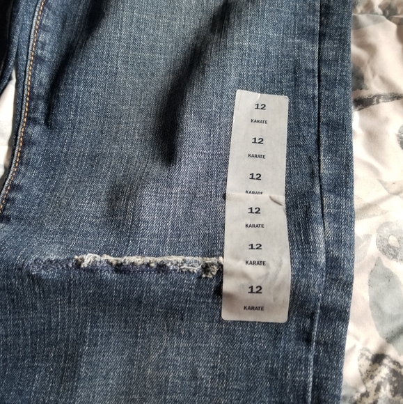 Bundle of 3 Old Navy Jean's size 12 - Picture 4 of 11